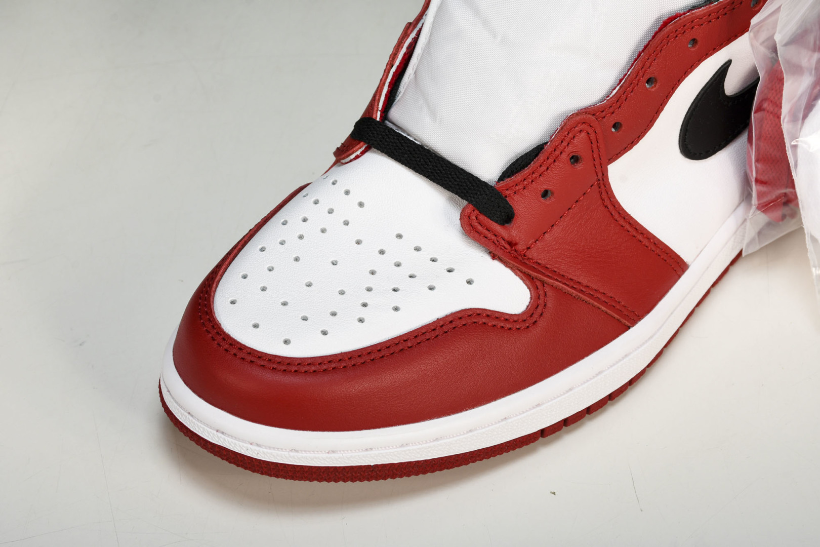 AJ1芝加哥 尺寸40.5-48.5

纯原版出品-Air Jordan 1 Retro High OG