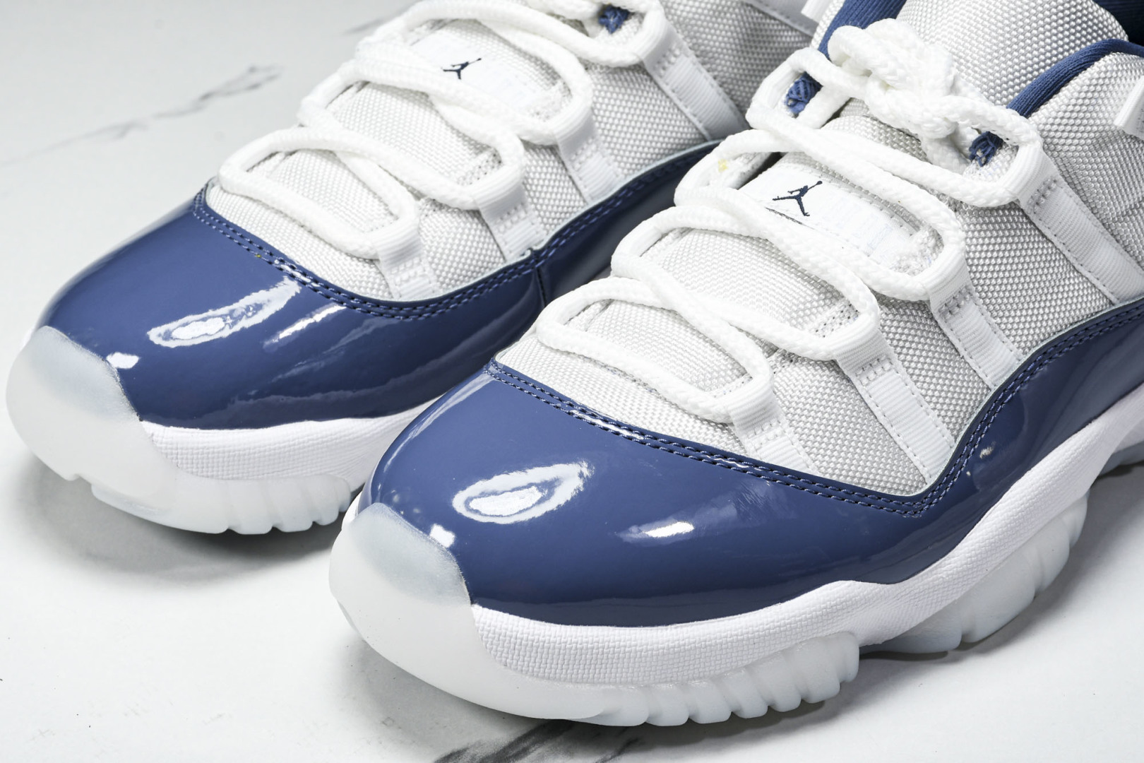AJ11白蓝 尺码40-48.5

纯原版出品-Air Jordan 11 Low“Diffused B