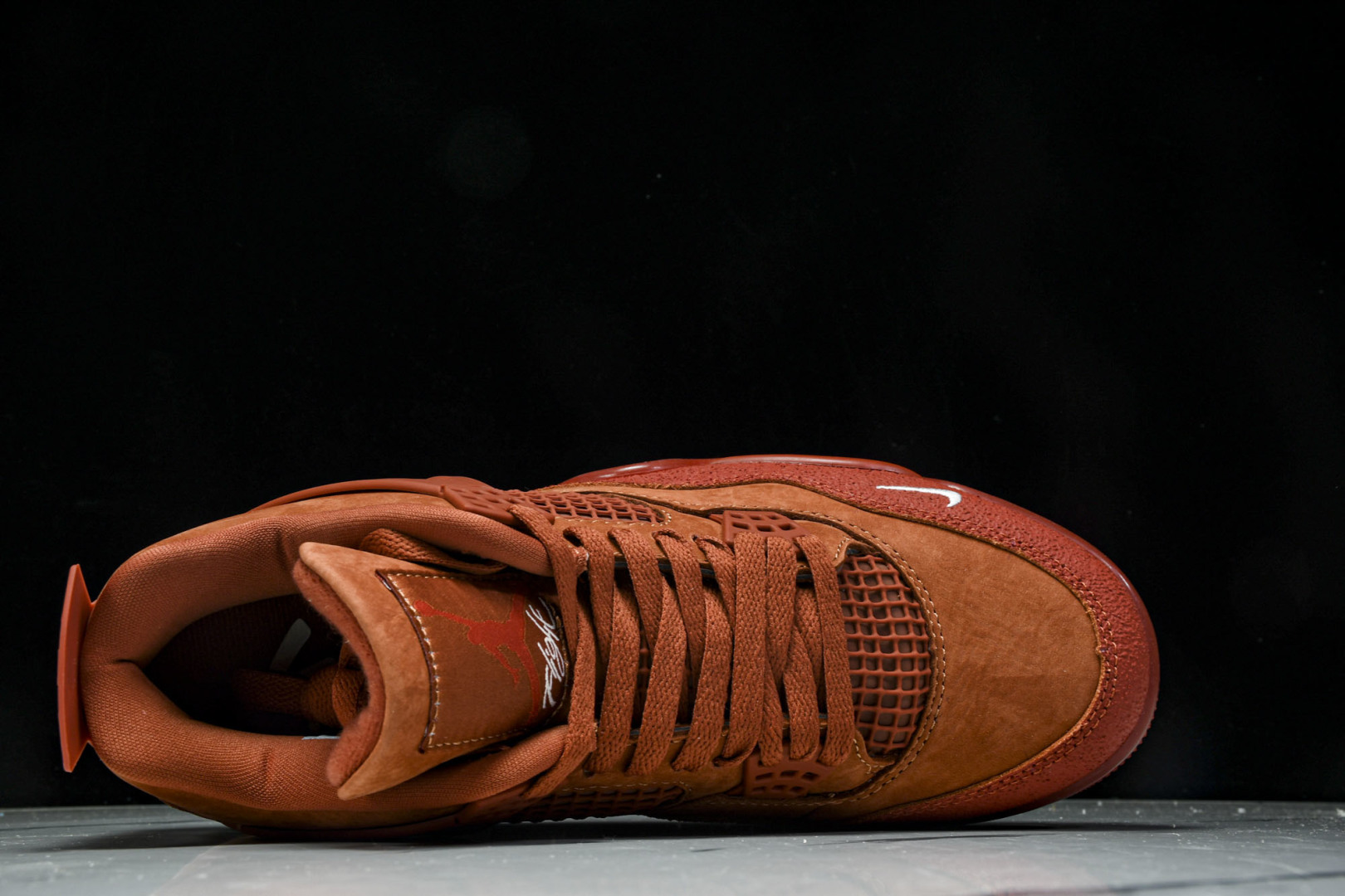AJ4 尺码40-48.5

纯原版出品-Nigel Sylvester x Air Jordan Ai