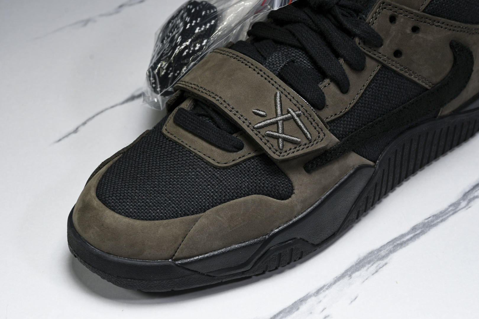 AJ Low黑棕 尺码40-48.5

纯原版出品-Travis Scott x Jordan Jump