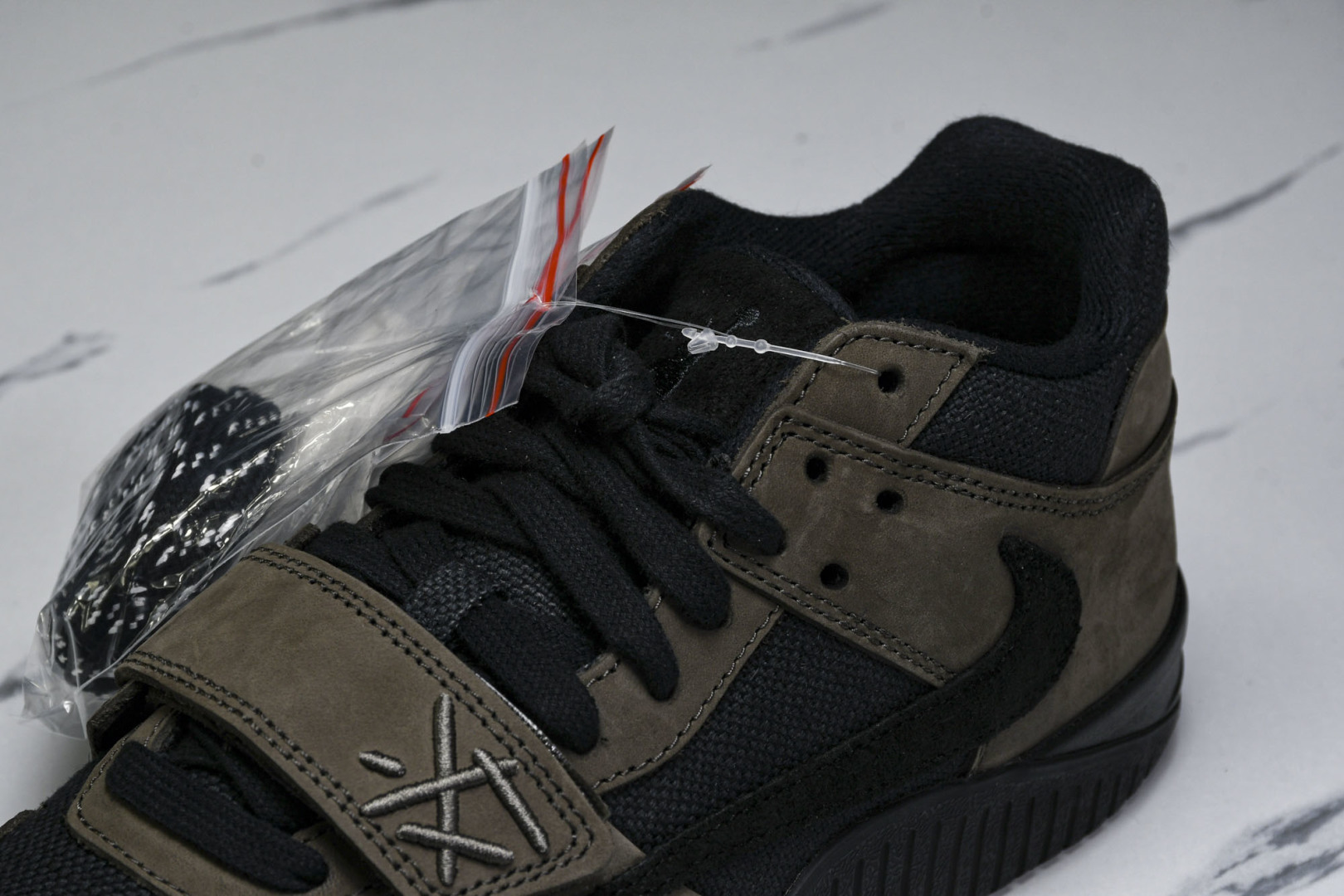 AJ Low黑棕 尺码40-48.5

纯原版出品-Travis Scott x Jordan Jump