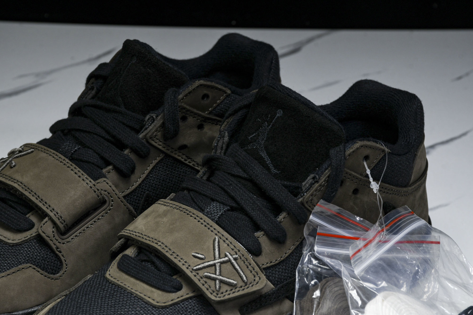 AJ Low黑棕 尺码40-48.5

纯原版出品-Travis Scott x Jordan Jump