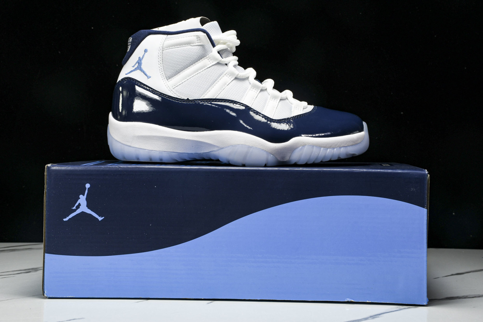 AJ11午夜蓝 尺码40.5-48.5

纯原出品-Air Jordan 11 Retro UNC WI
