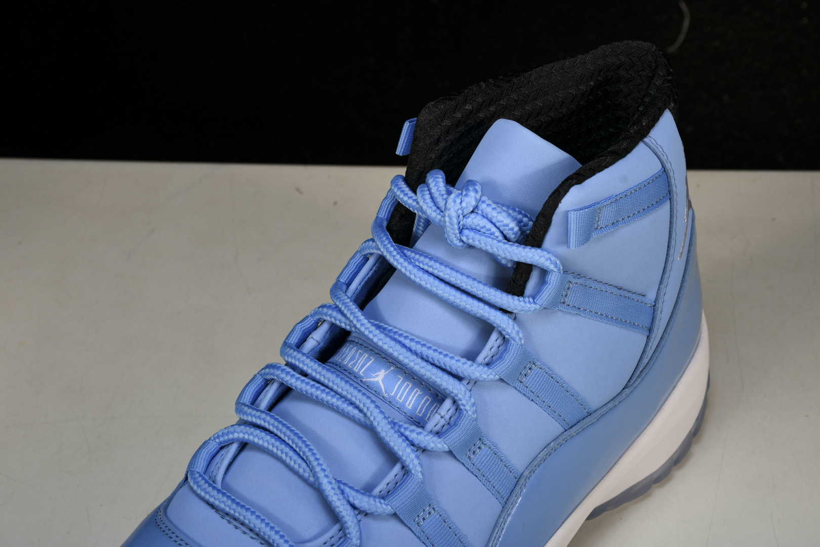 AJ4 尺码40.5-48.5

纯原版出品-Air Jordan Ultimate Gift of F
