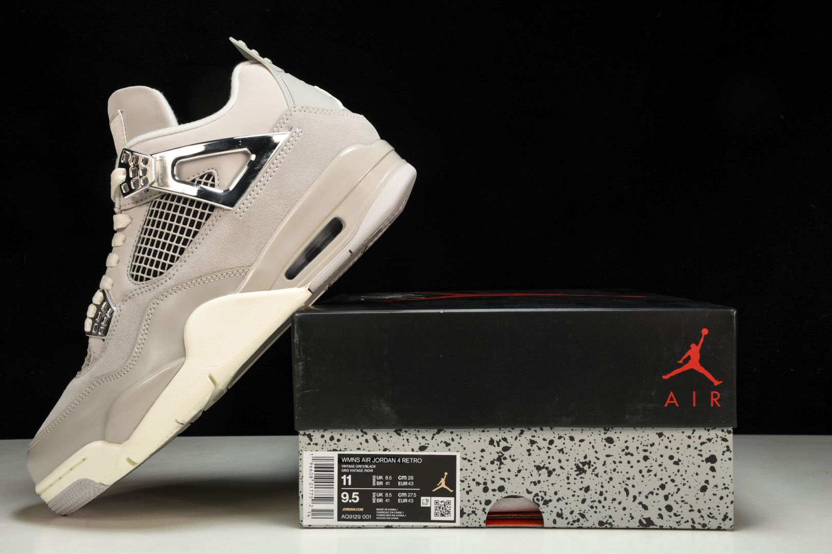 AJ4 尺码40.5-48.5

纯原版出品-Air Jordan 4  WMNS Frozen Mom