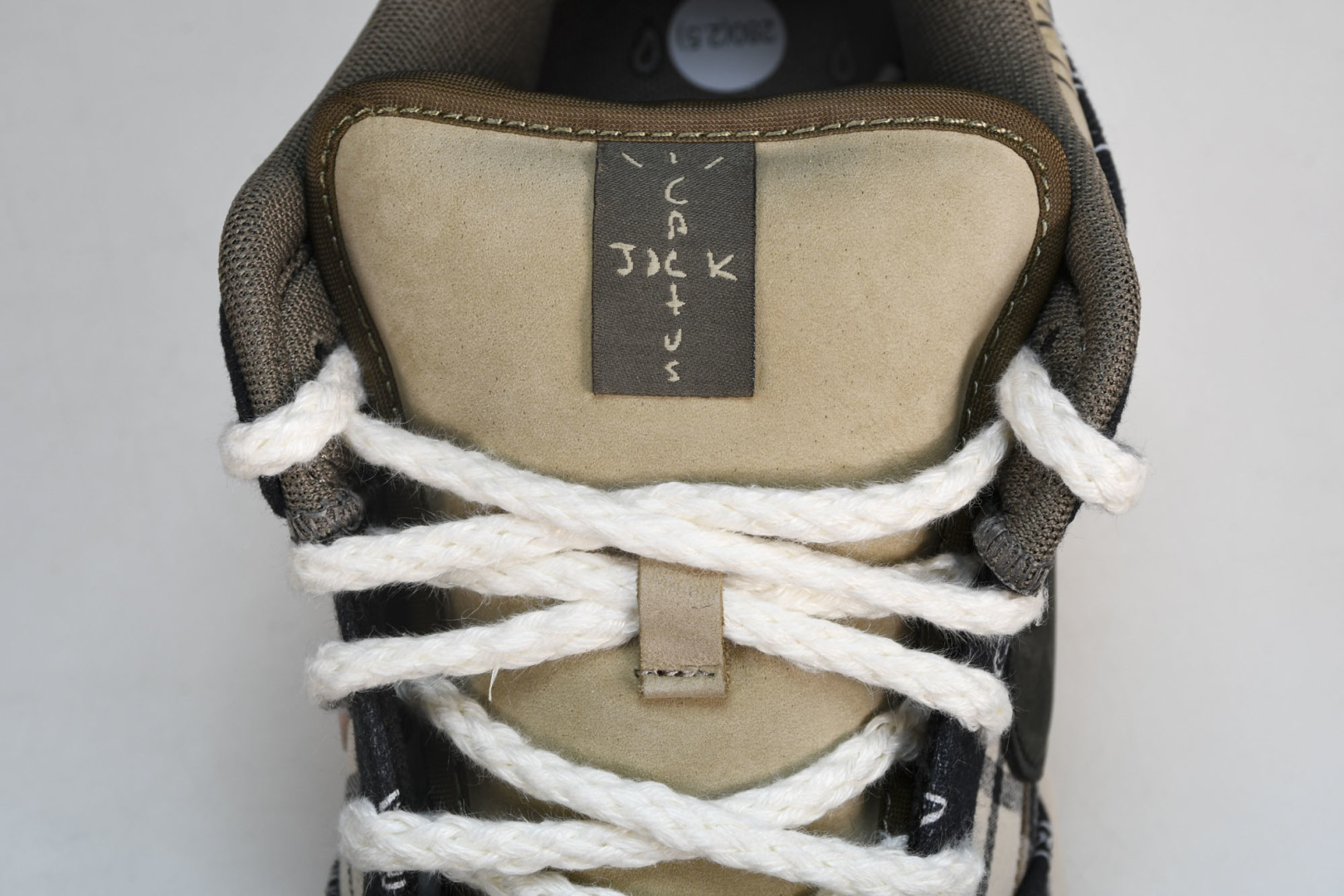 Dunk腰果花 尺码：36-47.5

纯原版出品-Travis Scott x Nike SB Dun