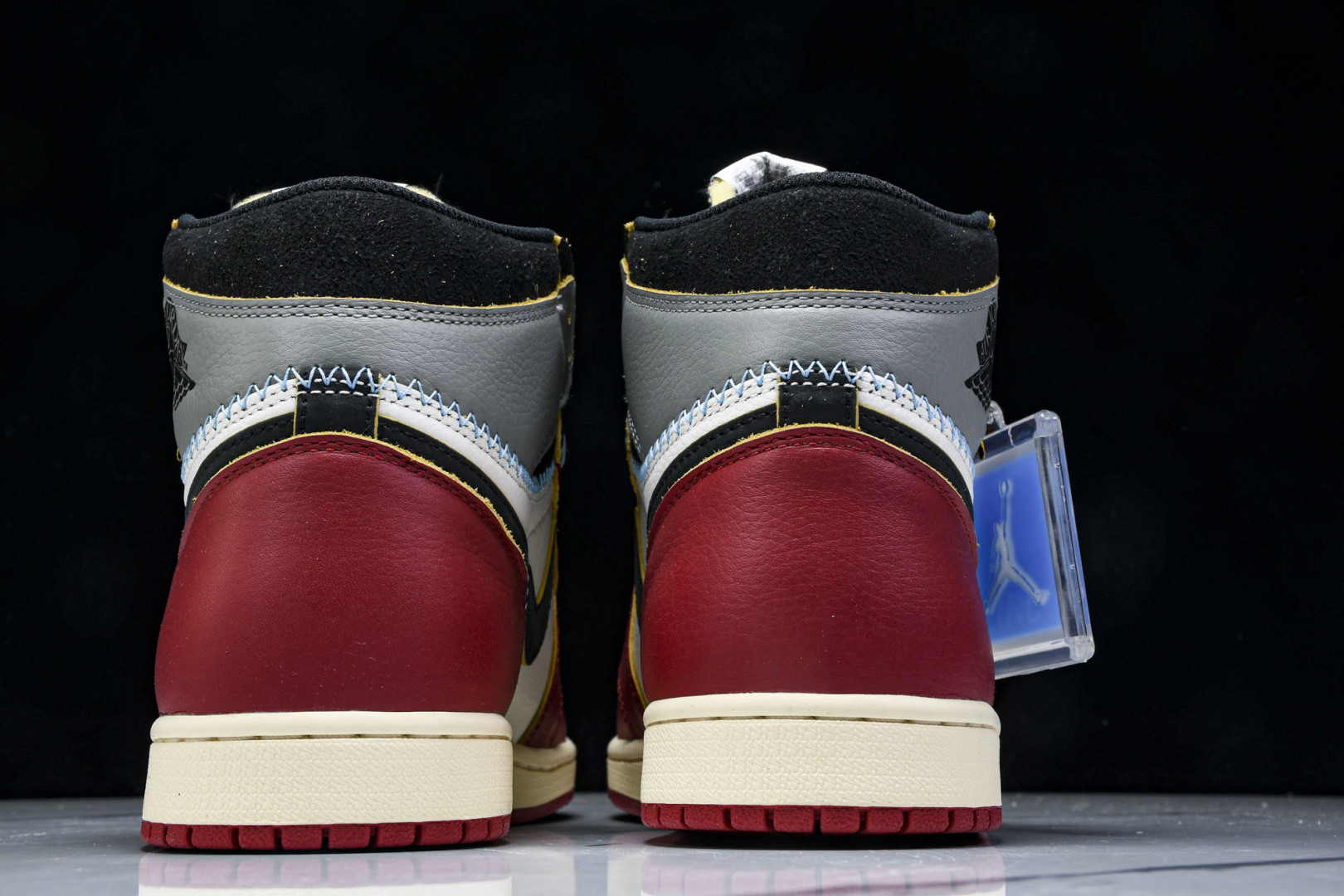 AJ1 尺码40.5-48.5

纯原版出品-Air Jordan 1 Retro High OG SP