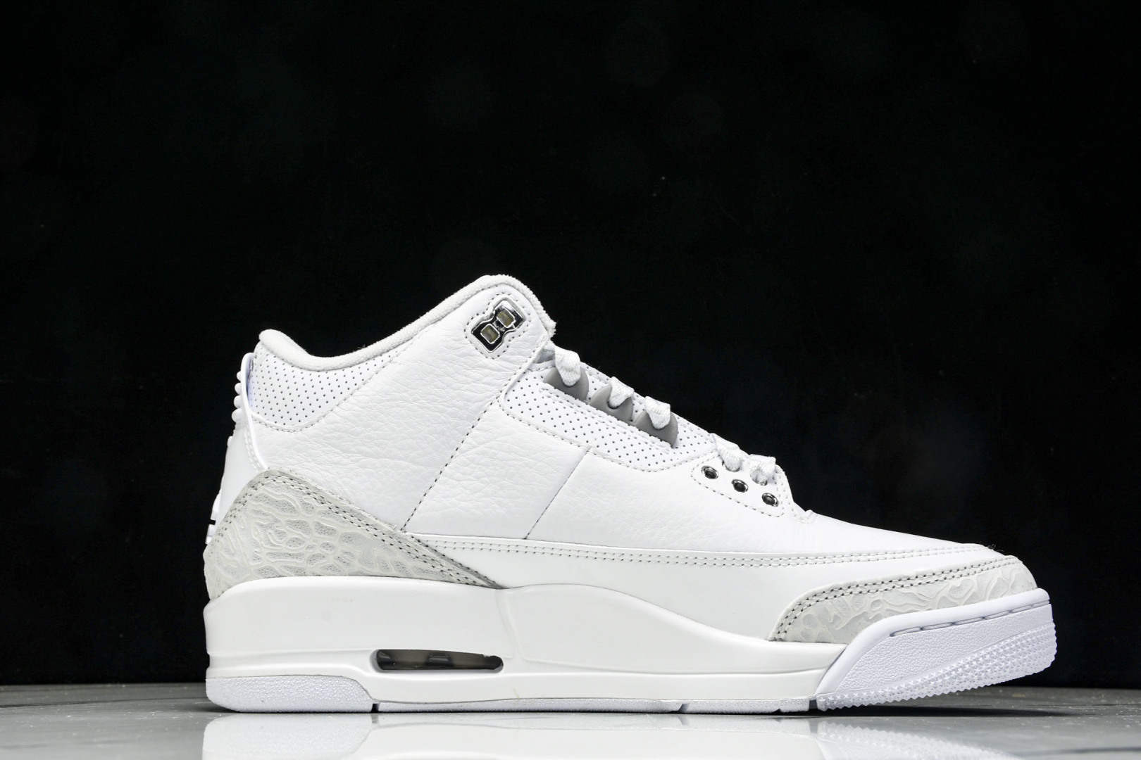 AJ3白猫 尺码40-47.5

纯原出品-Air Jordan 3 Retro Pure Money 