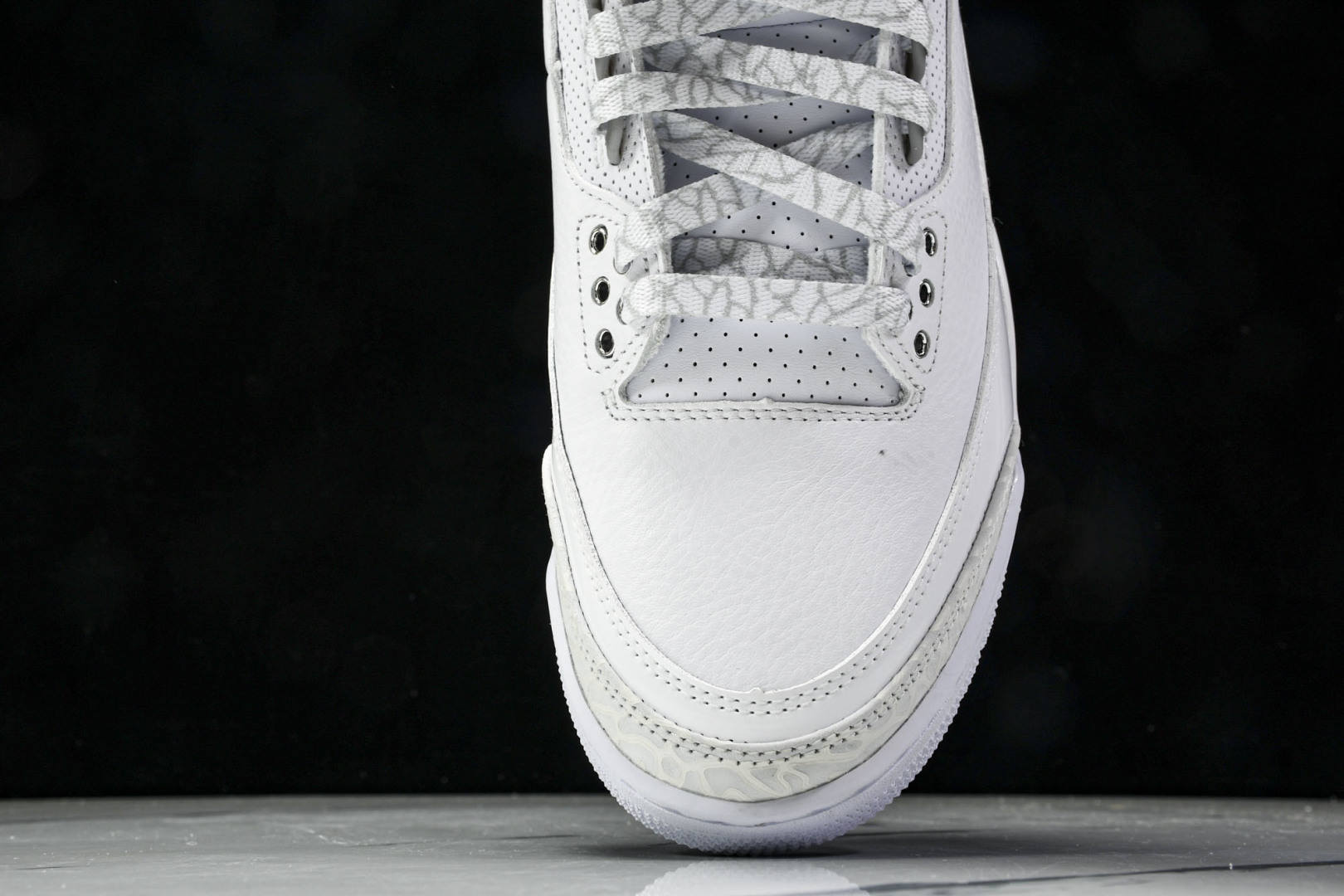 AJ3白猫 尺码40-47.5

纯原出品-Air Jordan 3 Retro Pure Money 