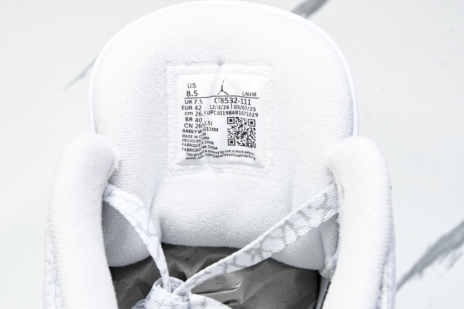 AJ3白猫 尺码40-47.5

纯原出品-Air Jordan 3 Retro Pure Money 
