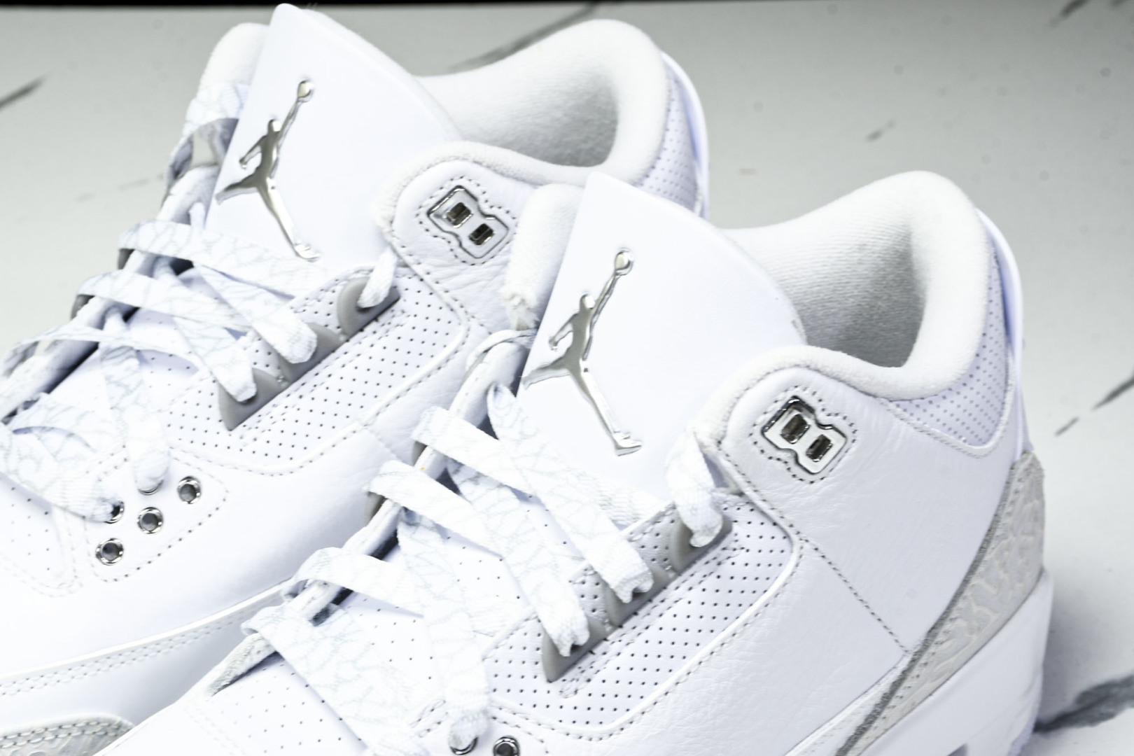 AJ3白猫 尺码40-47.5

纯原出品-Air Jordan 3 Retro Pure Money 