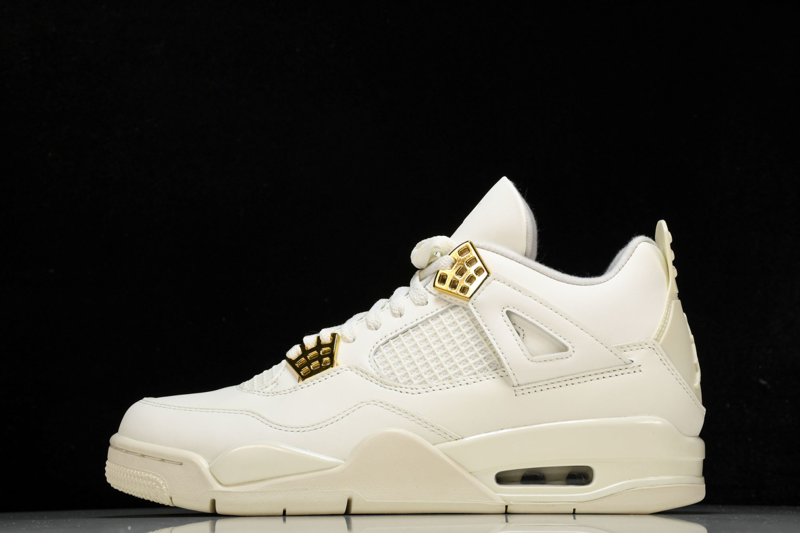 AJ4 尺码36-48.5

纯原版出品-WMNS Air Jordan4 Retro 奶白色 AQ91