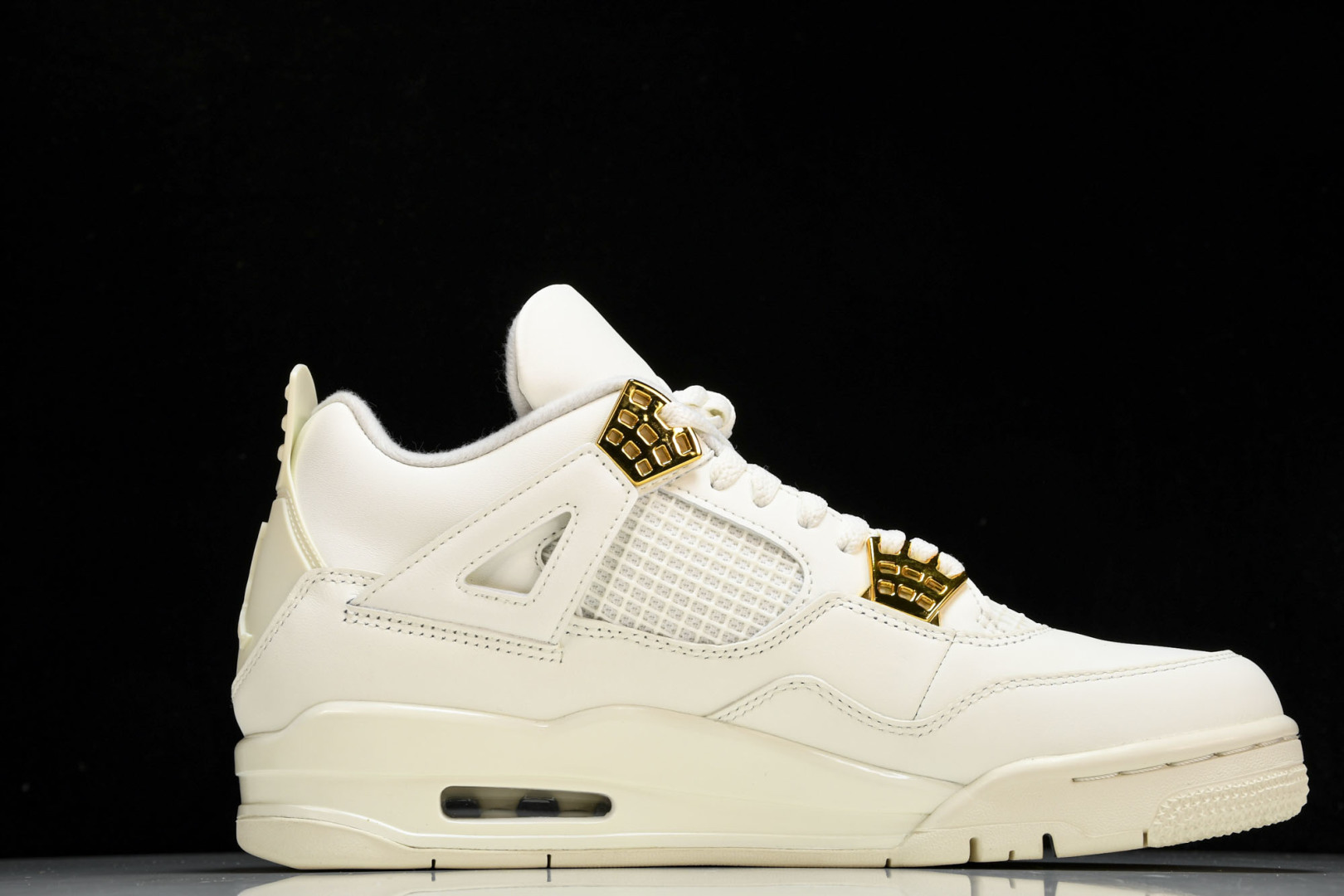 AJ4 尺码36-48.5

纯原版出品-WMNS Air Jordan4 Retro 奶白色 AQ91