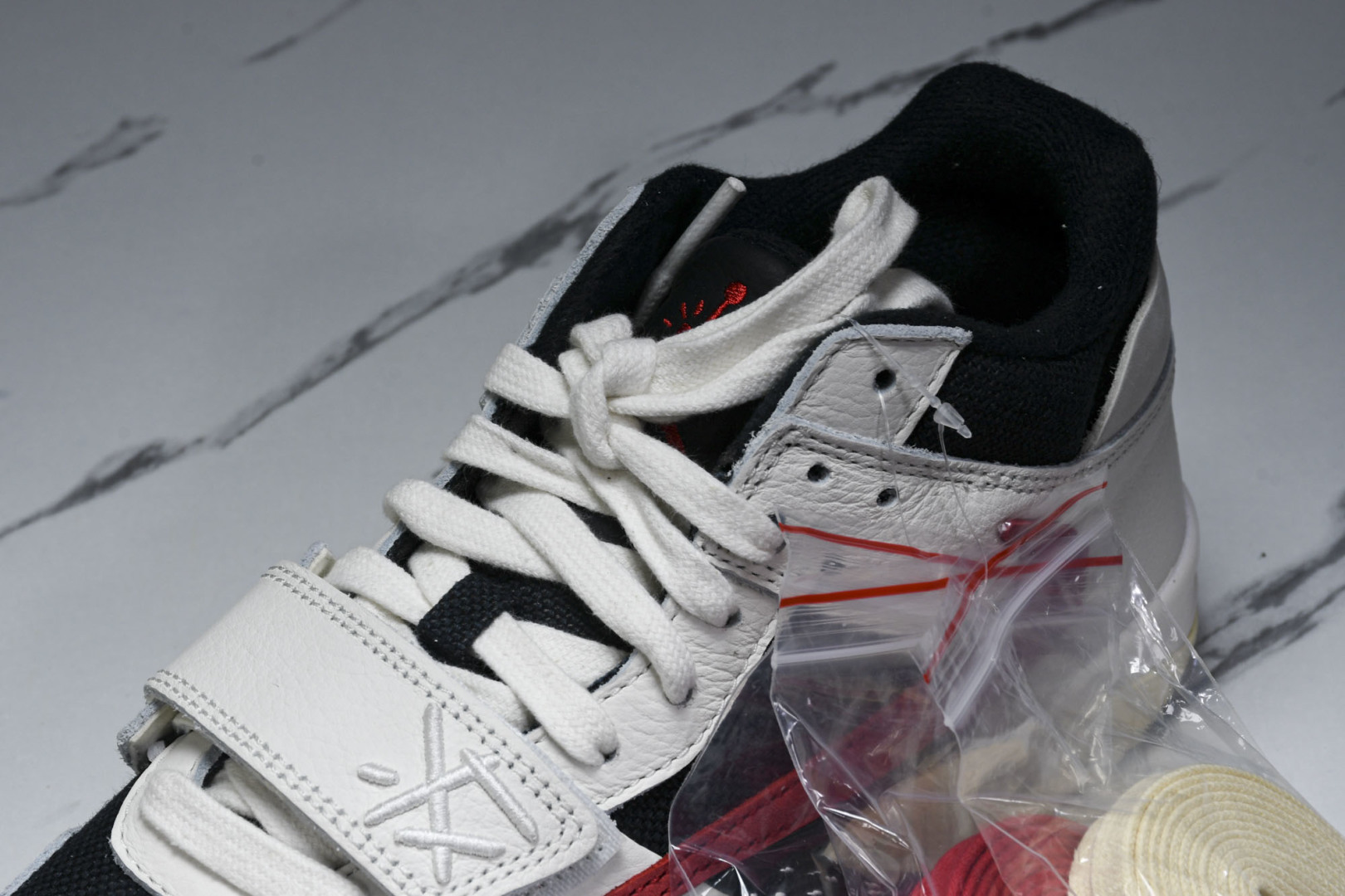 AJ倒钩 尺码40-47.5

纯原版出品-Travis Scott x Joran Executive