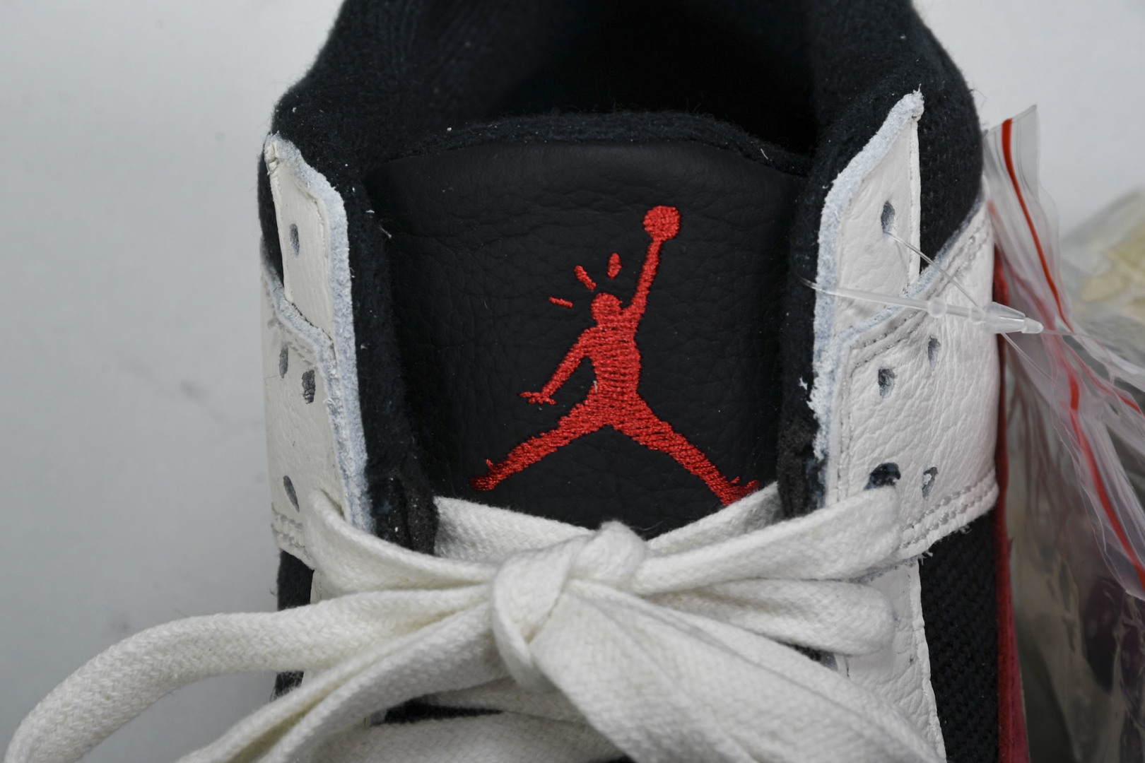 AJ倒钩 尺码40-47.5

纯原版出品-Travis Scott x Joran Executive