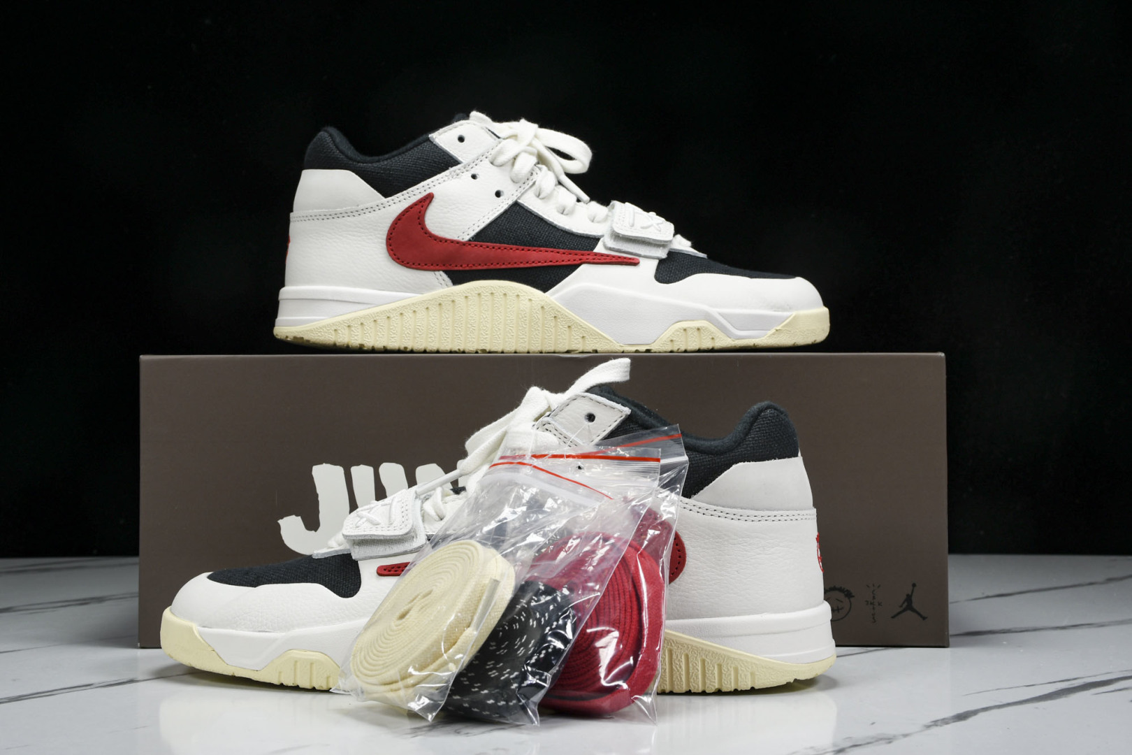 AJ倒钩 尺码40-47.5

纯原版出品-Travis Scott x Joran Executive