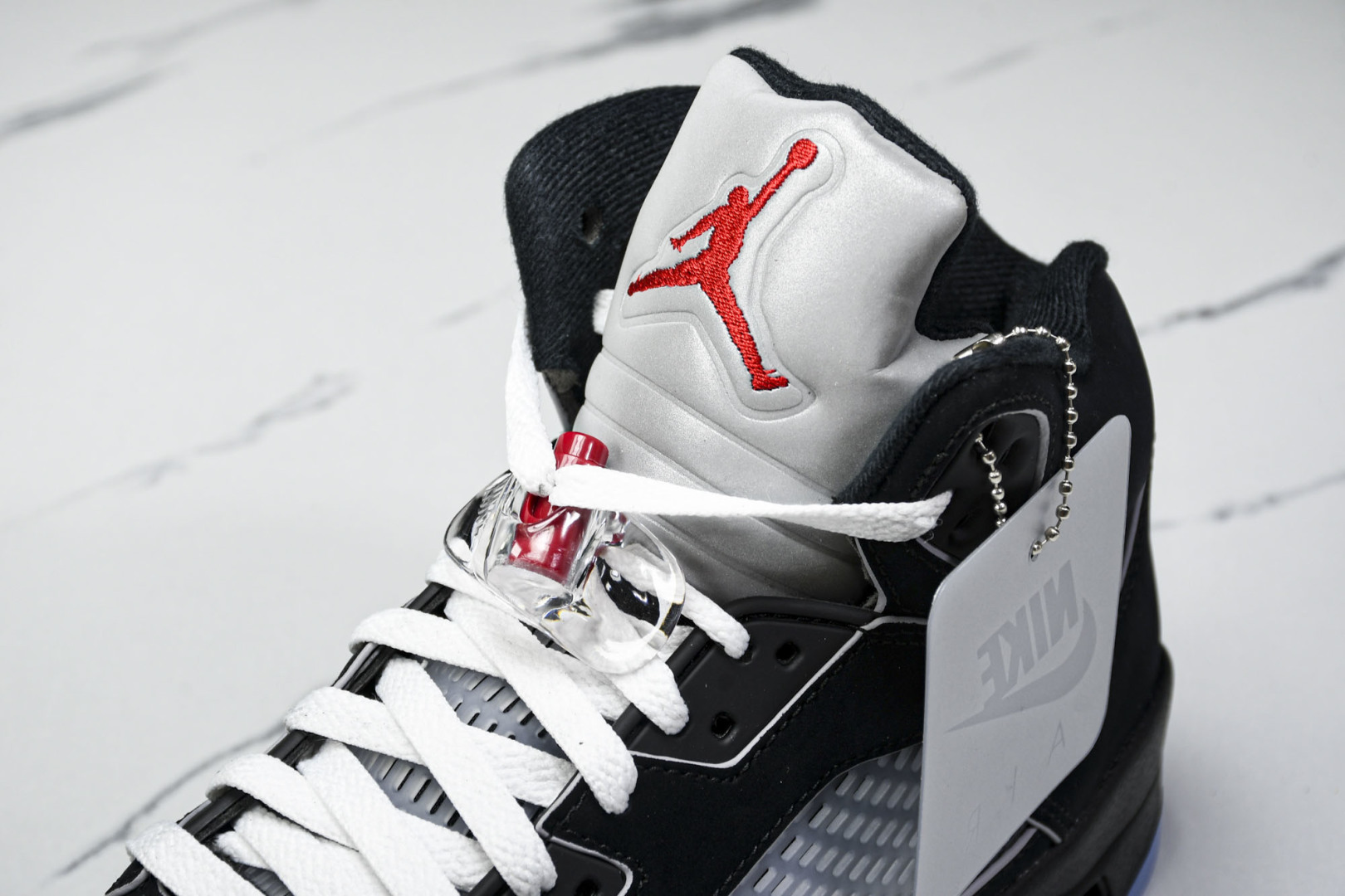 AJ5黑银 尺码40-47.5

纯原出品-Air Jordan 5 OG 2025 Metallic 