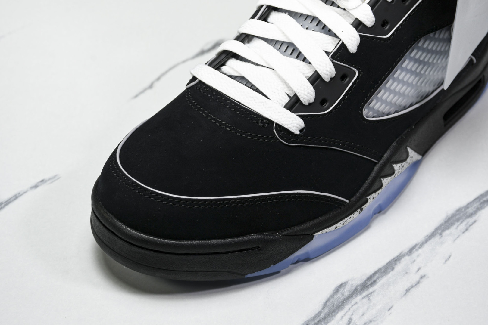 AJ5黑银 尺码40-47.5

纯原出品-Air Jordan 5 OG 2025 Metallic 