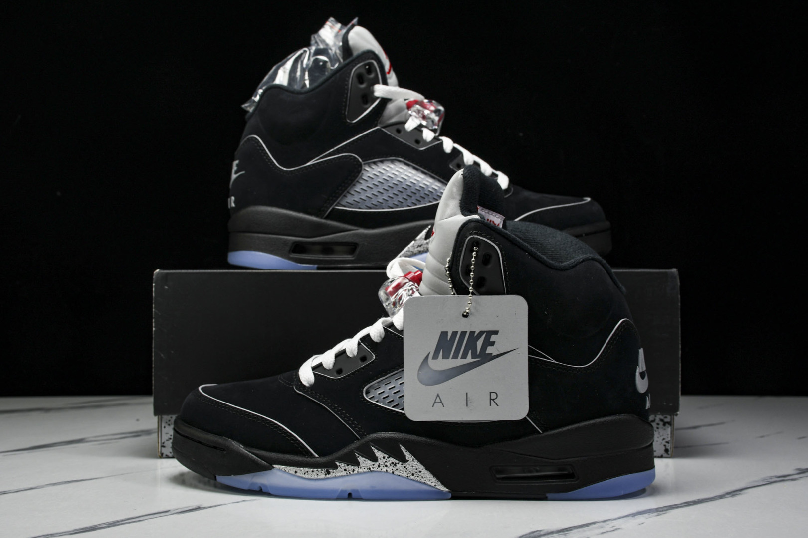 AJ5黑银 尺码40-47.5

纯原出品-Air Jordan 5 OG 2025 Metallic 