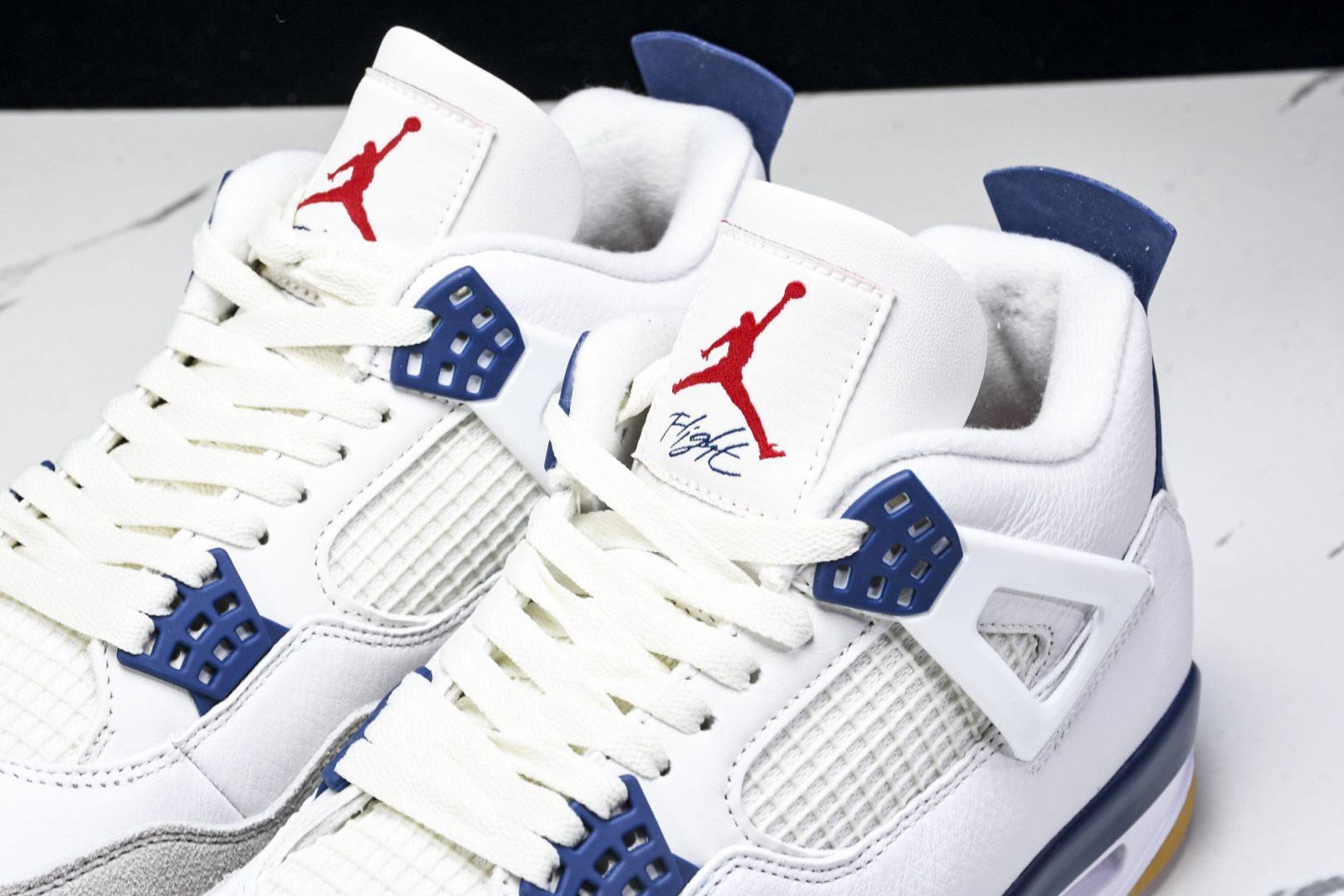 AJ4 尺码36-47.5

纯原版出品-Air Jordan 4 Retro SB Navy 海军蓝 