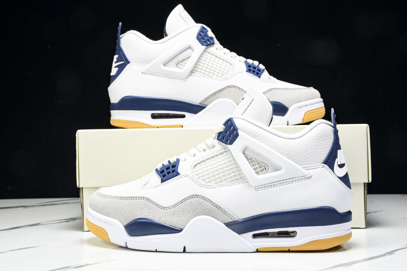AJ4 尺码36-47.5

纯原版出品-Air Jordan 4 Retro SB Navy 海军蓝 