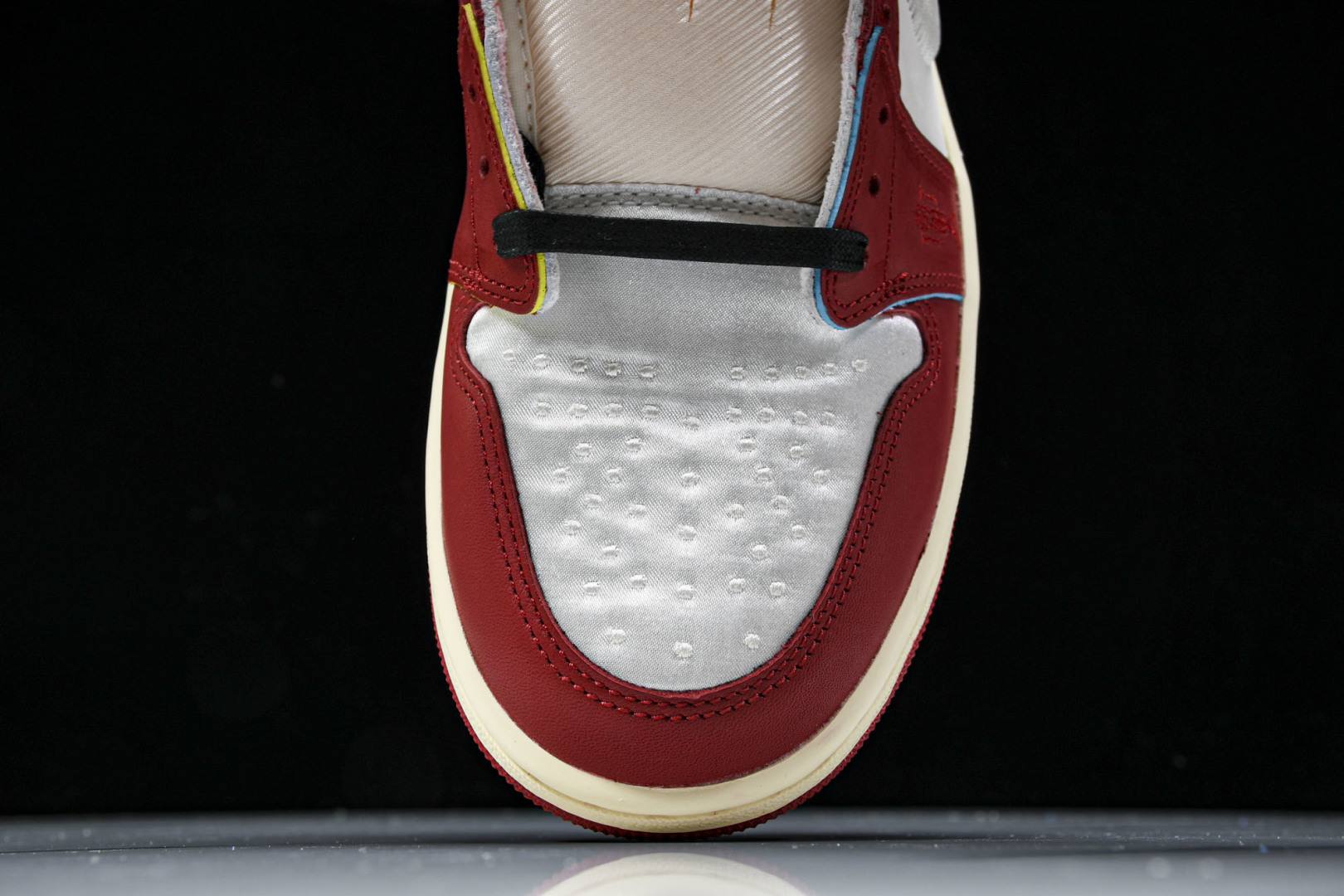 AJ Low 尺码40-47.5

纯原版出品-Trophy Room x AJ 1 Low“Home”