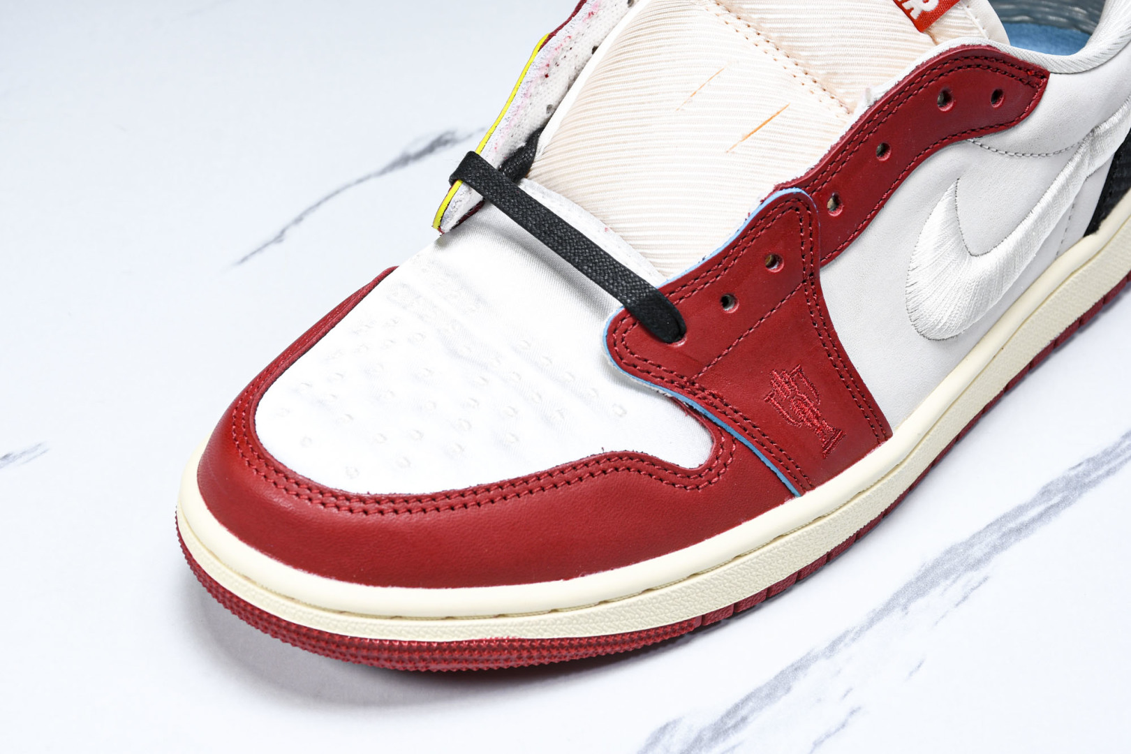AJ Low 尺码40-47.5

纯原版出品-Trophy Room x AJ 1 Low“Home”