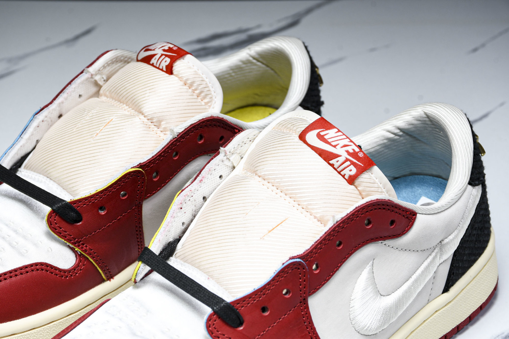 AJ Low 尺码40-47.5

纯原版出品-Trophy Room x AJ 1 Low“Home”