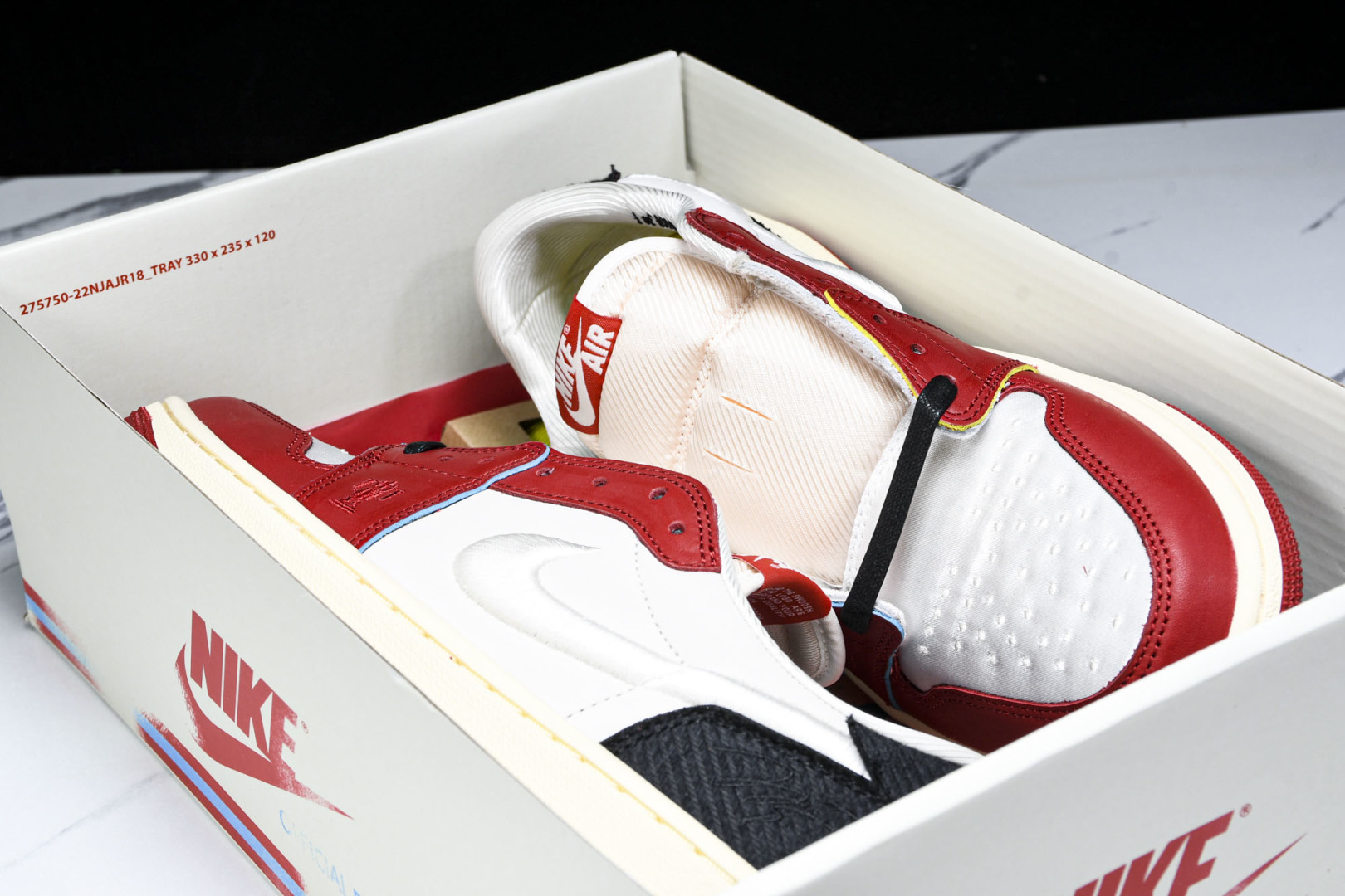 AJ Low 尺码40-47.5

纯原版出品-Trophy Room x AJ 1 Low“Home”