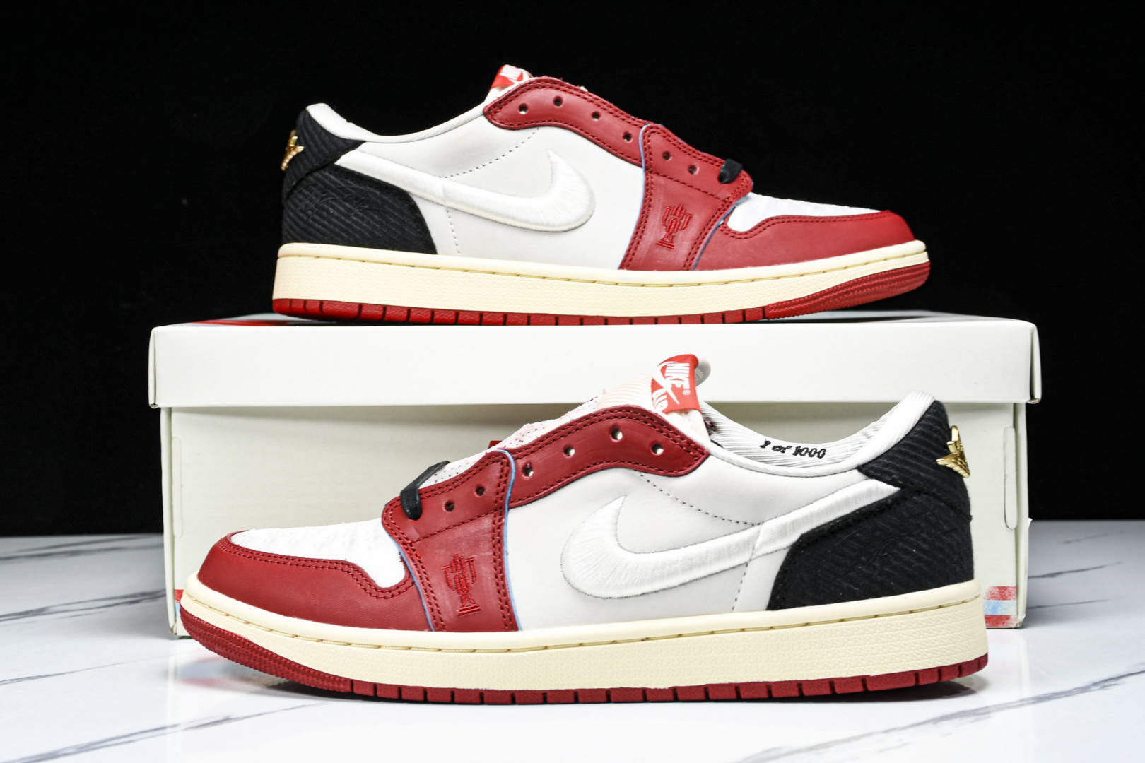 AJ Low 尺码40-47.5

纯原版出品-Trophy Room x AJ 1 Low“Home”