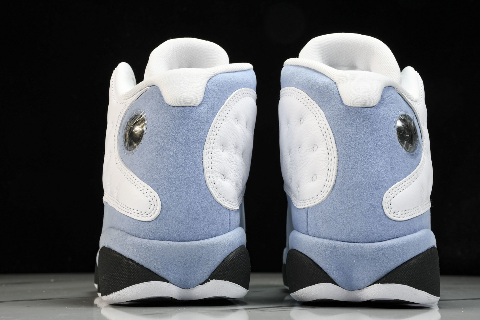 AJ13 尺码40-47.5

纯原版出品-AIR JORDAN 13 RETRO “Blue Grey