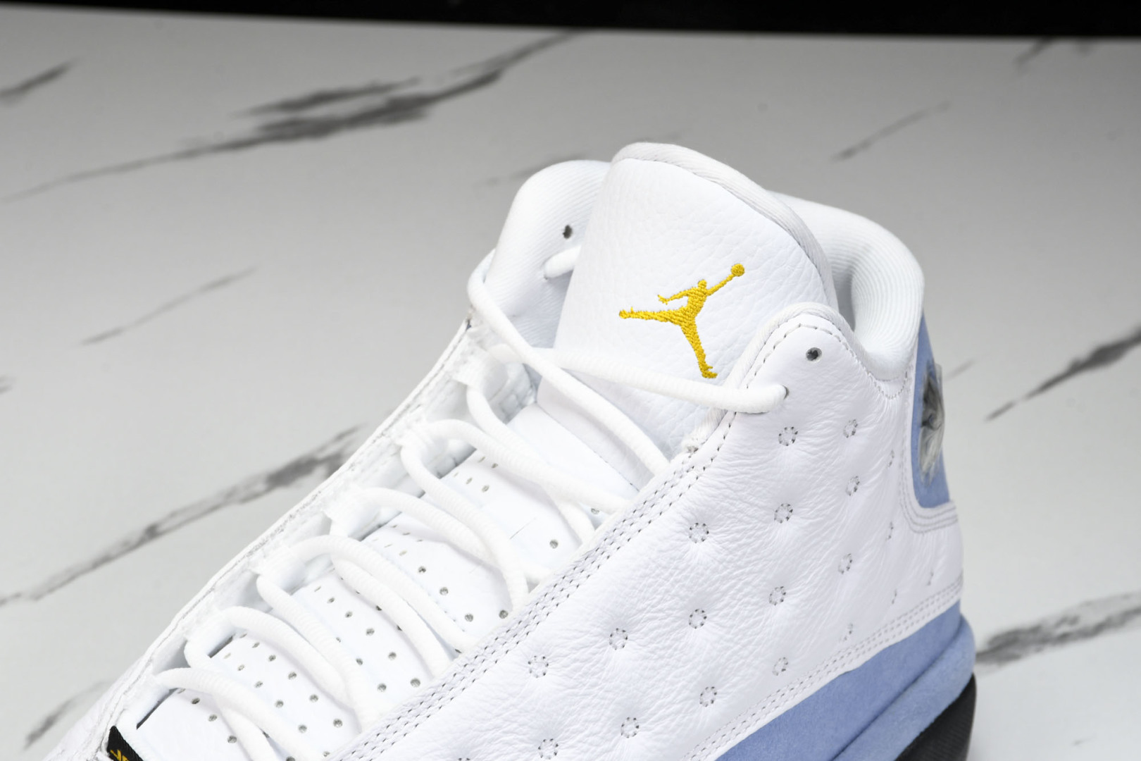 AJ13 尺码40-47.5

纯原版出品-AIR JORDAN 13 RETRO “Blue Grey