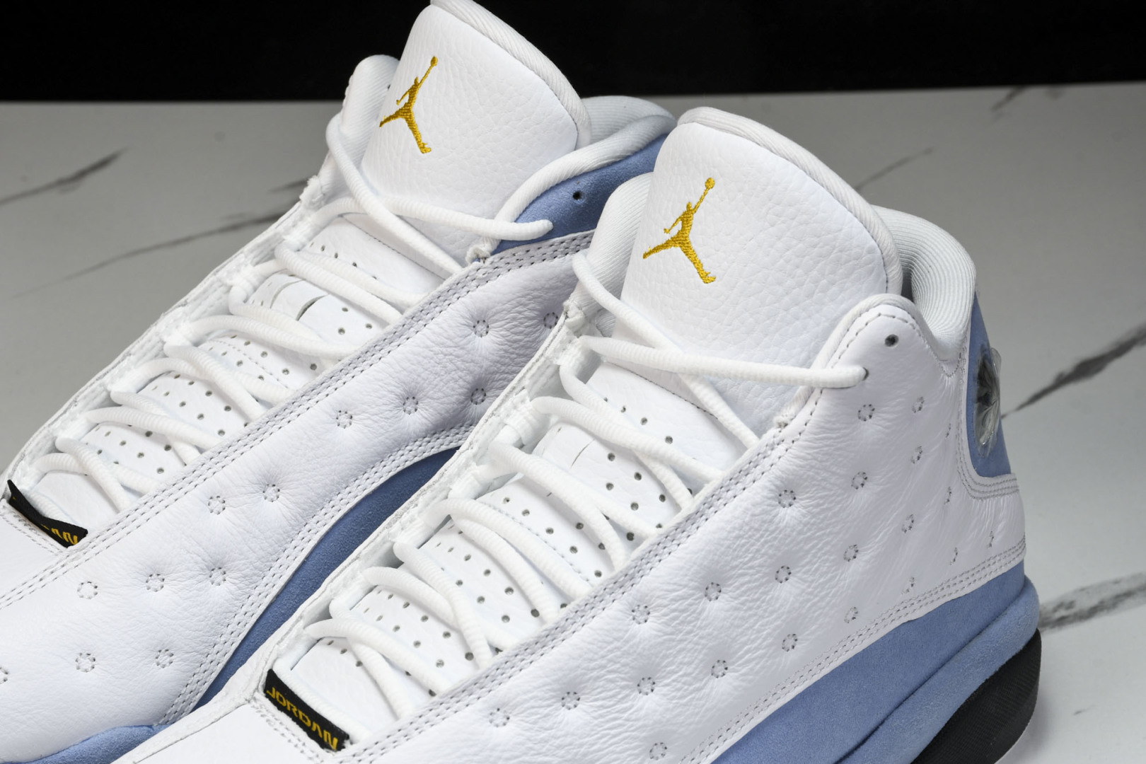 AJ13 尺码40-47.5

纯原版出品-AIR JORDAN 13 RETRO “Blue Grey
