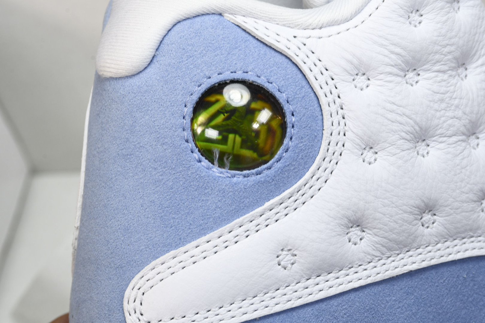 AJ13 尺码40-47.5

纯原版出品-AIR JORDAN 13 RETRO “Blue Grey