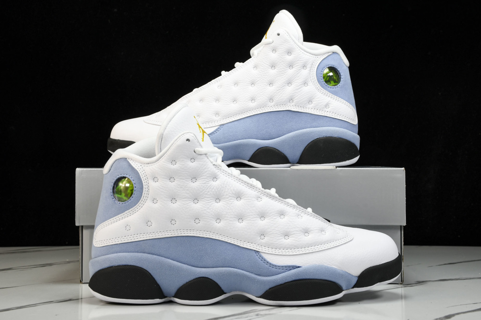 AJ13 尺码40-47.5

纯原版出品-AIR JORDAN 13 RETRO “Blue Grey