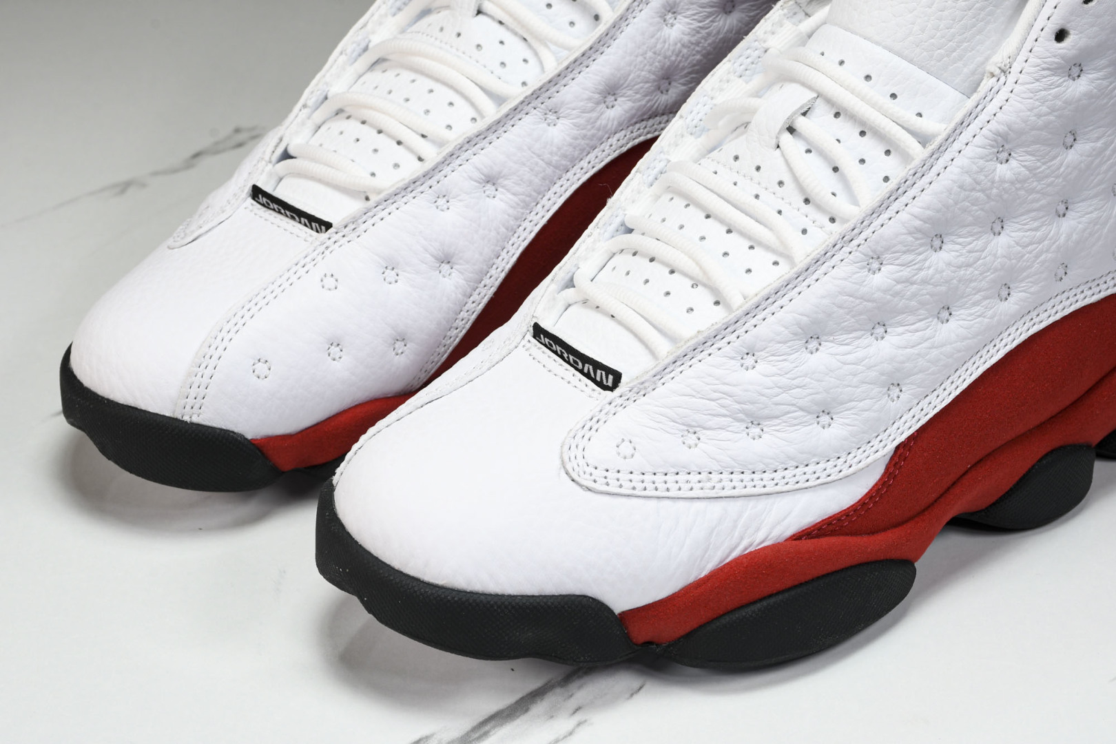 AJ13 尺码40-47.5

纯原版出品- Air Jordan 13 Retro OG“Chicag