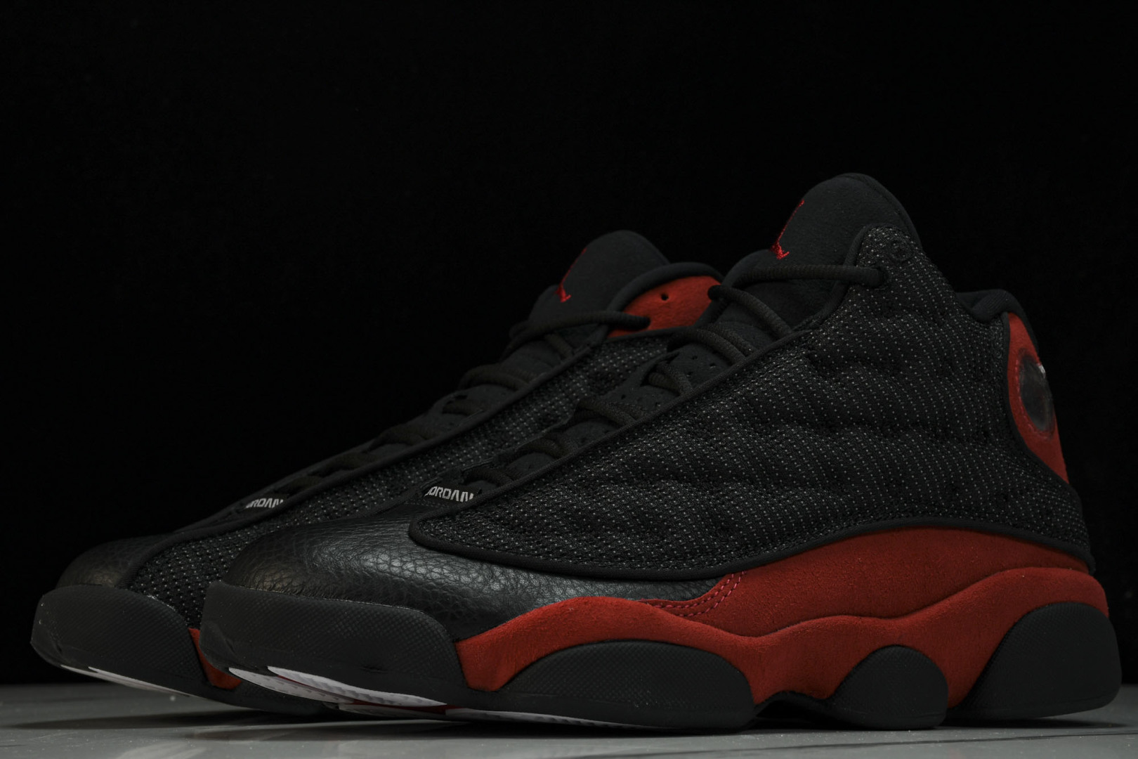 AJ13 尺码40-47.5

纯原版出品-Air Jordan 13 Retro“Bred(2017)