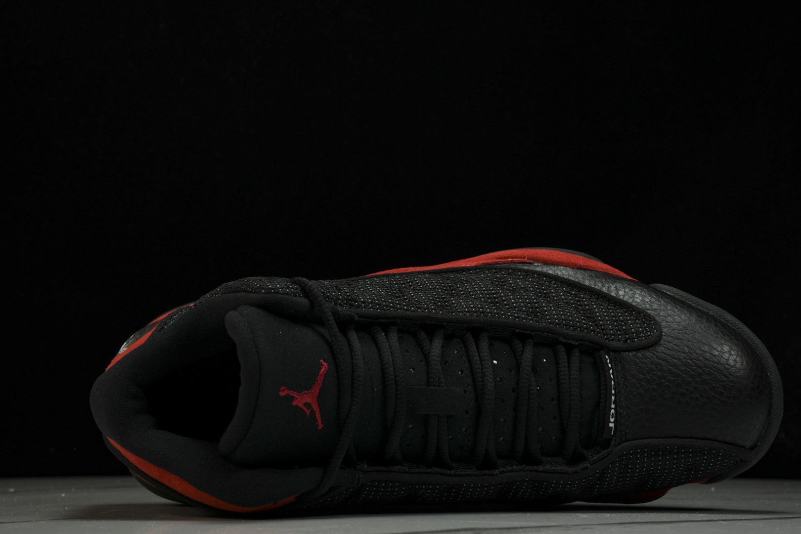 AJ13 尺码40-47.5

纯原版出品-Air Jordan 13 Retro“Bred(2017)