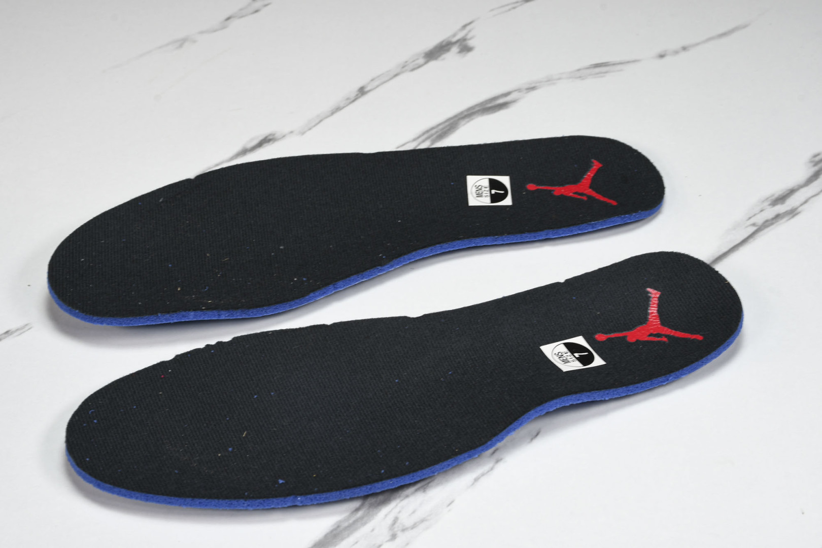 AJ13 尺码40-47.5

纯原版出品-Air Jordan 13 Retro“Bred(2017)