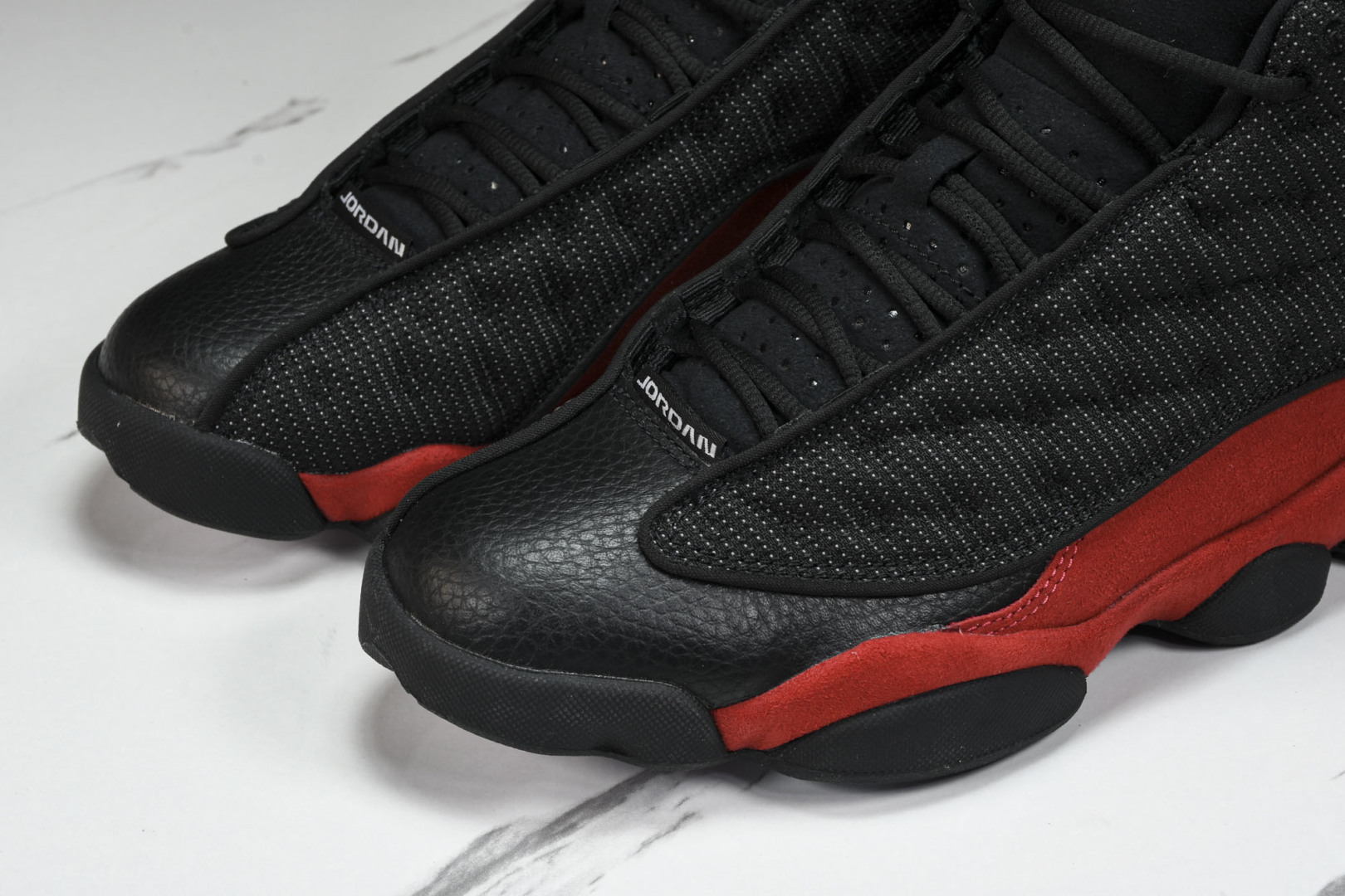 AJ13 尺码40-47.5

纯原版出品-Air Jordan 13 Retro“Bred(2017)