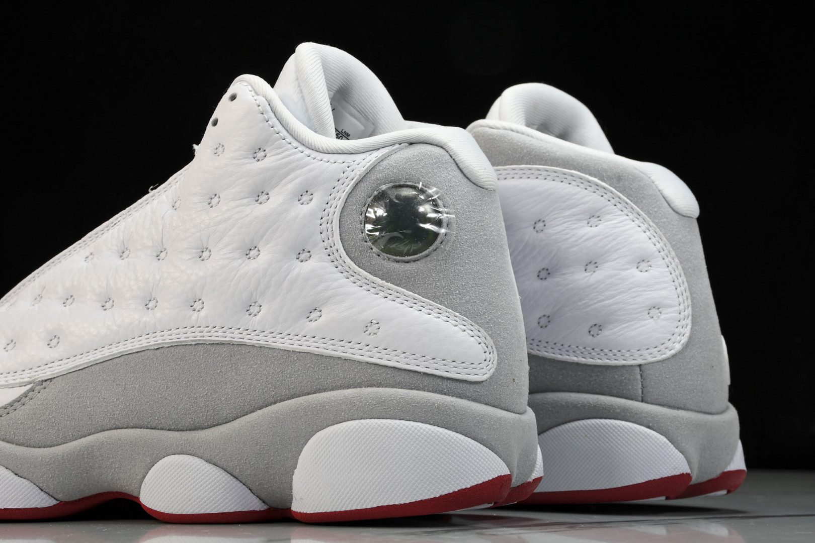 AJ13 尺码40-47.5

纯原版出品-Air Jordan 13“Wolf Grey”白灰 -16