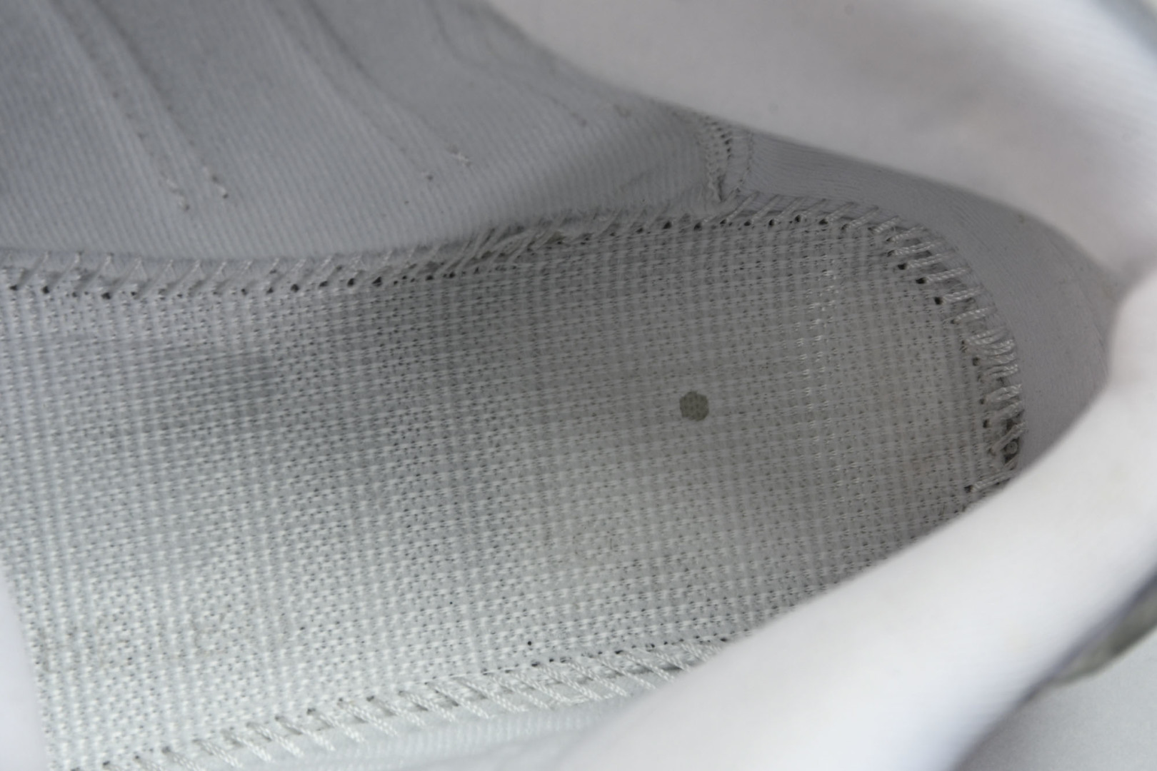 AJ13 尺码40-47.5

纯原版出品-Air Jordan 13“Wolf Grey”白灰 -16