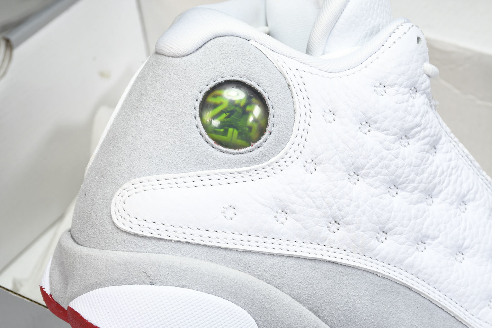AJ13 尺码40-47.5

纯原版出品-Air Jordan 13“Wolf Grey”白灰 -16