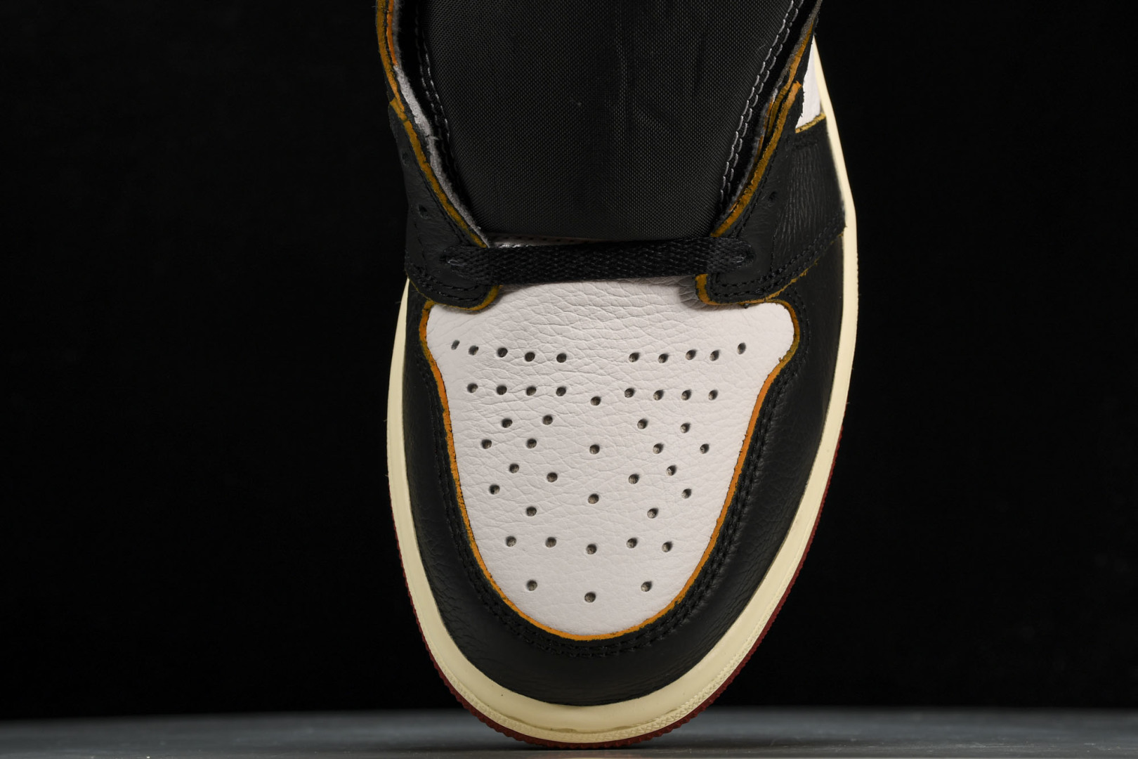 AJ1 UN 尺码40-48.5

纯原版出品-Union x Air Jordan 1 Retro H