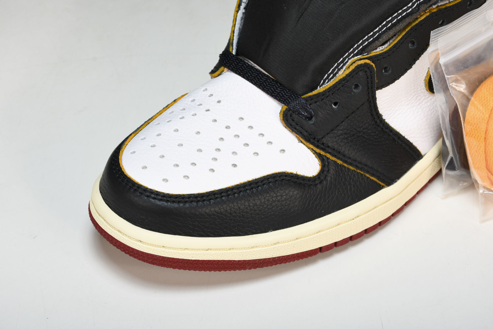 AJ1 UN 尺码40-48.5

纯原版出品-Union x Air Jordan 1 Retro H