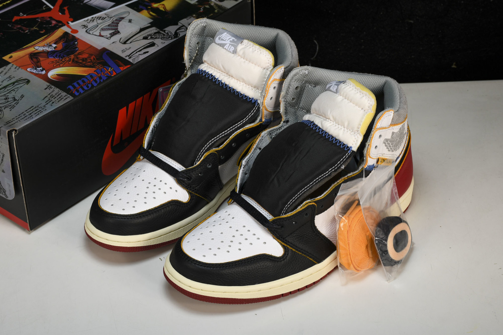 AJ1 UN 尺码40-48.5

纯原版出品-Union x Air Jordan 1 Retro H
