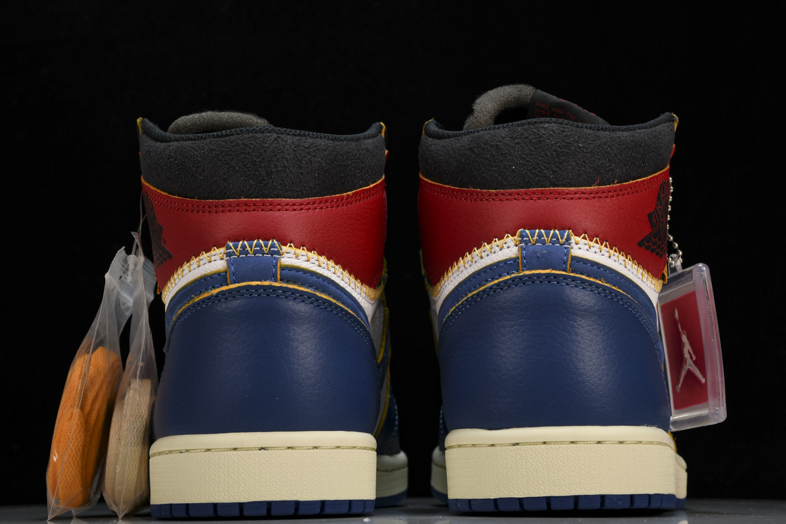 AJ1 UN 尺码40-48.5

纯原版出品-Union x Air Jordan 1 Retro H