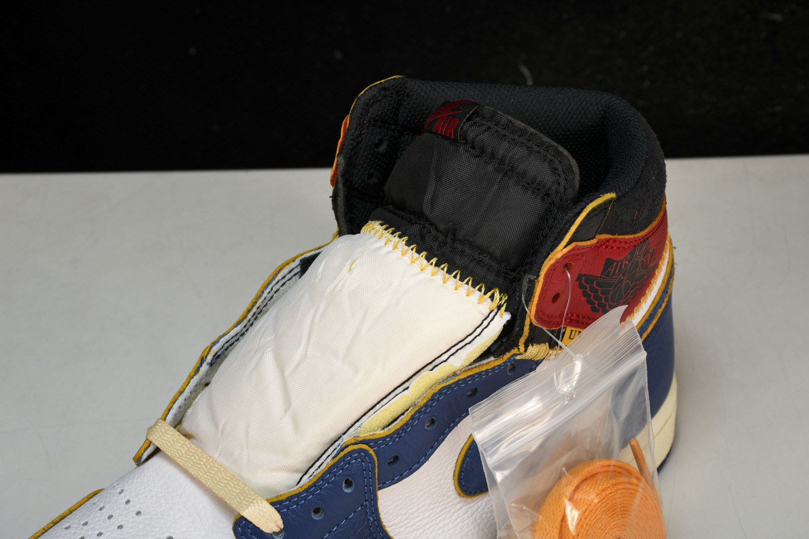 AJ1 UN 尺码40-48.5

纯原版出品-Union x Air Jordan 1 Retro H