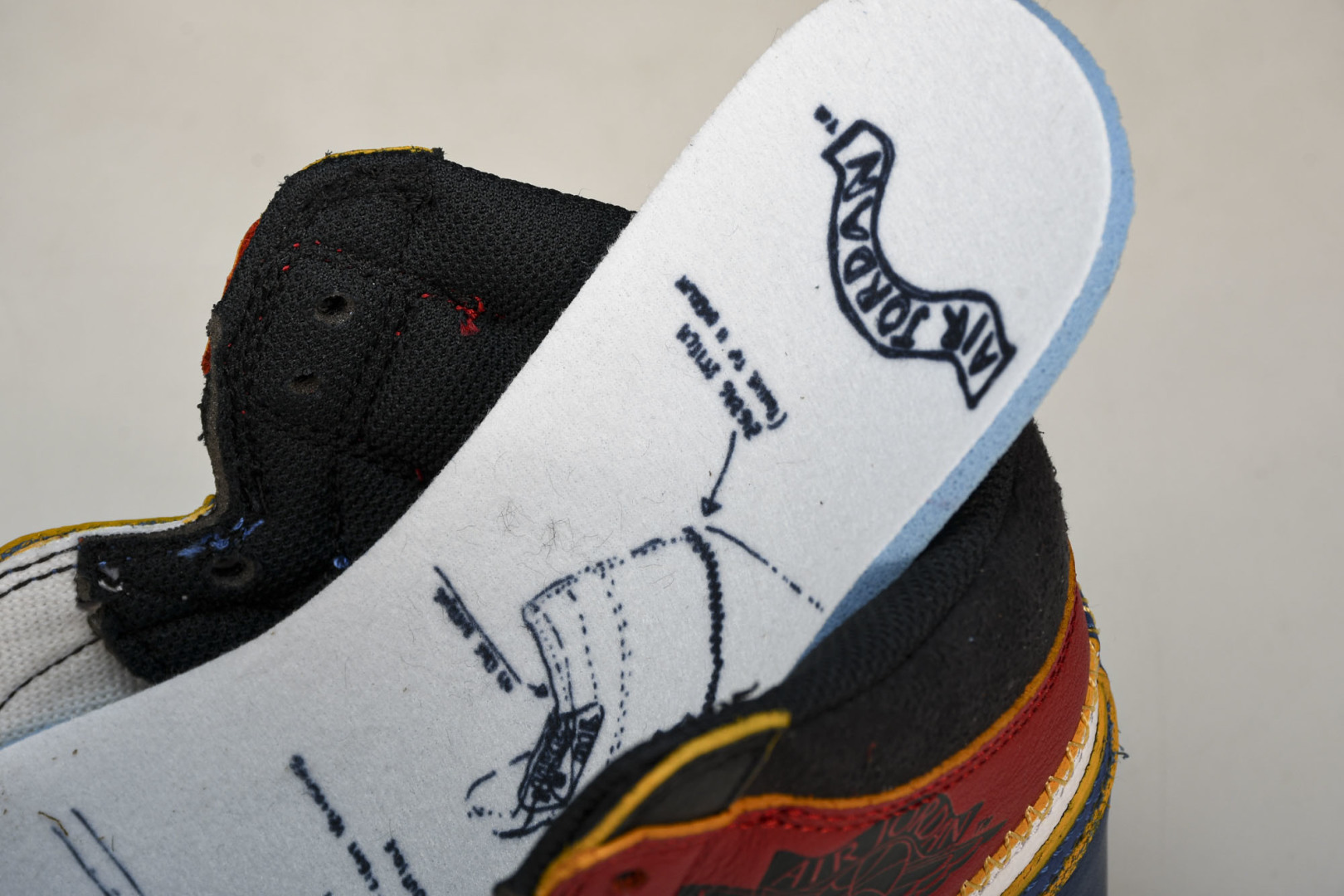 AJ1 UN 尺码40-48.5

纯原版出品-Union x Air Jordan 1 Retro H