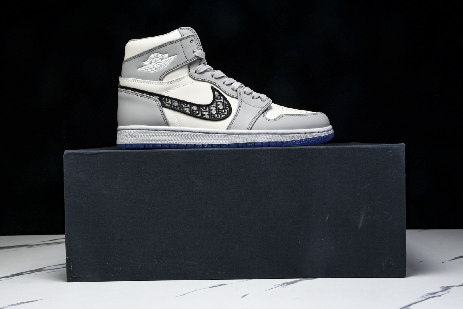AJ1 奥迪 鞋码：36-47.5

纯原出品-D × AIR JORDAN 1 HIGH OG 奥迪 
